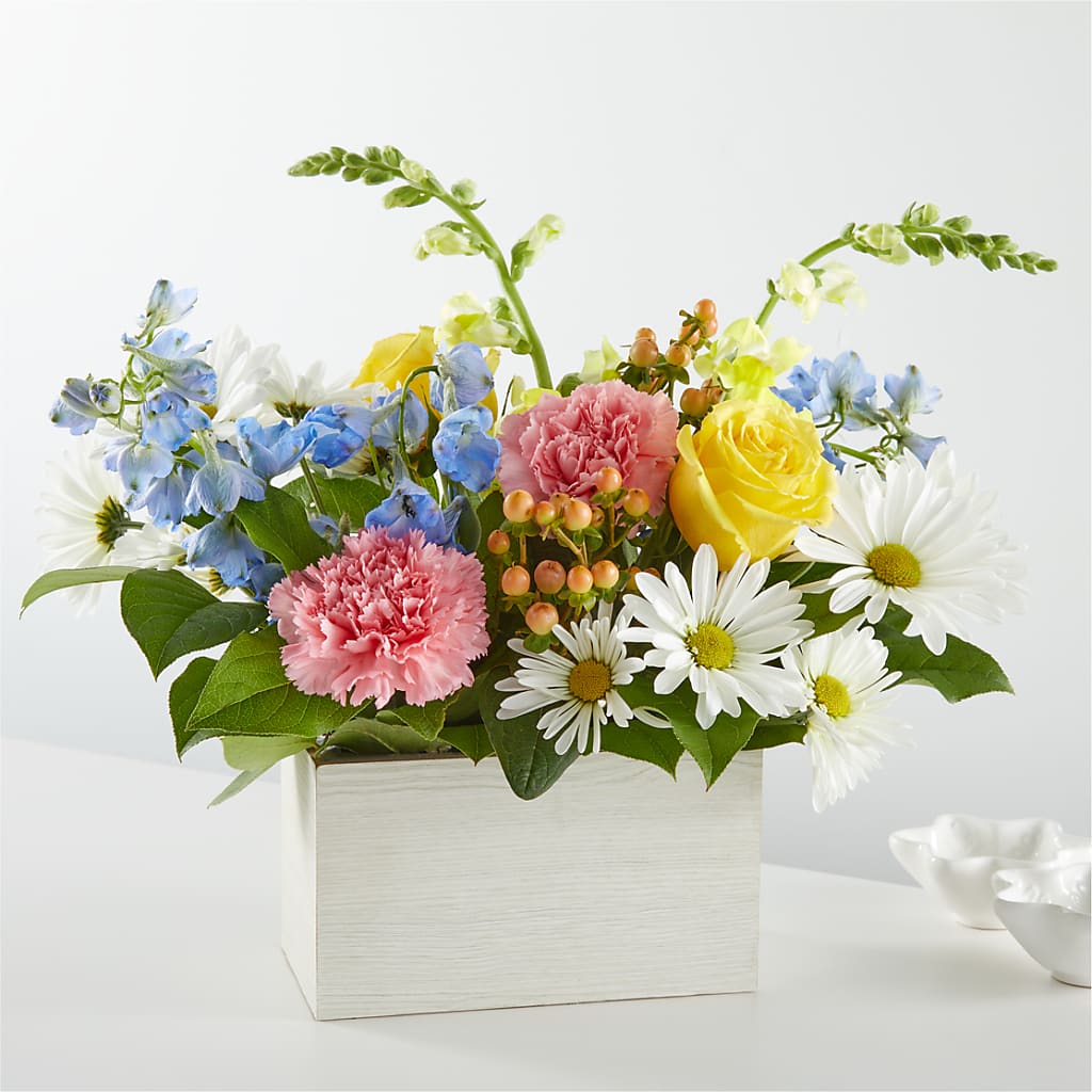 Sun Salutation Box Bouquet – Greater Fayetteville Flower Shop, Springdale AR