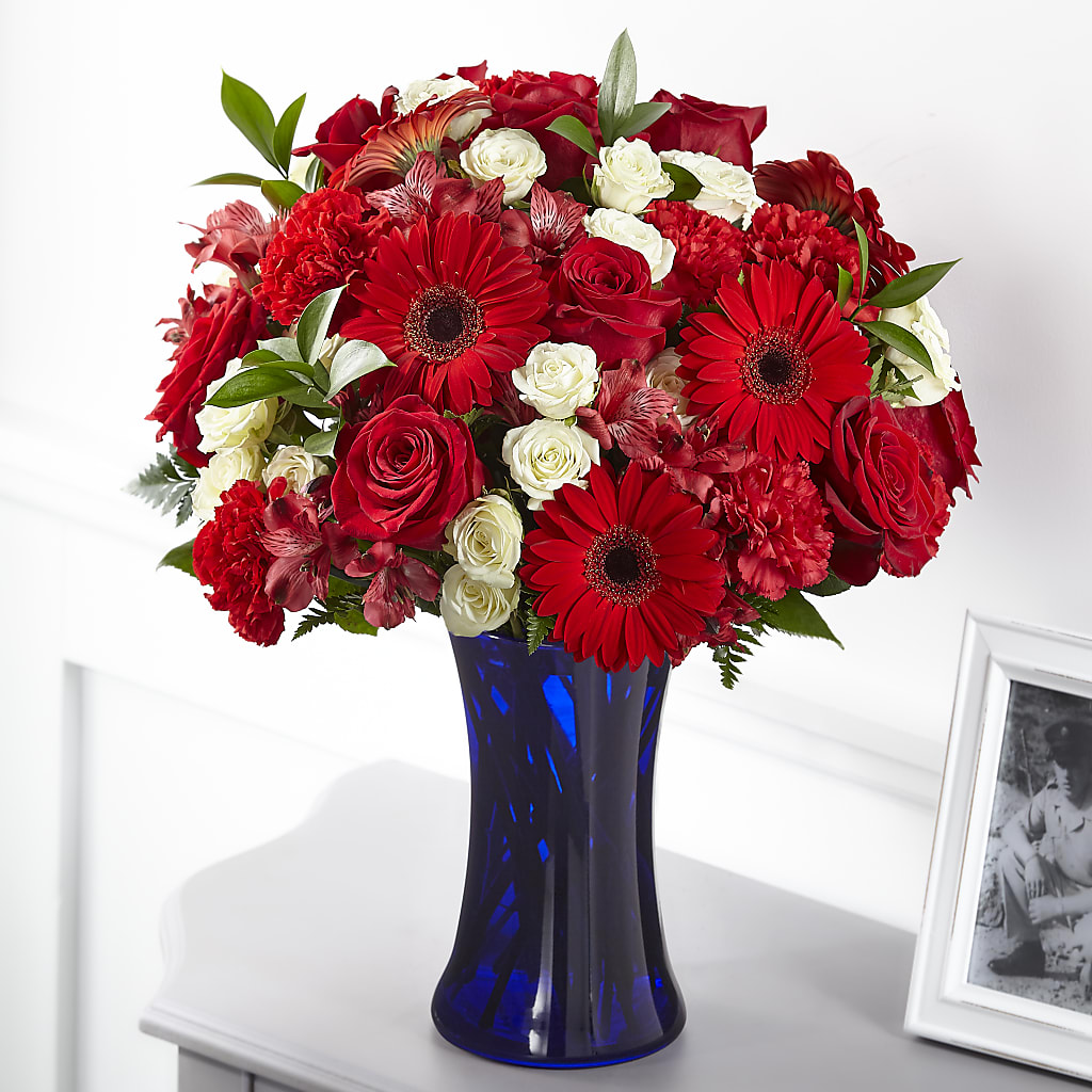 Hearts Embrace Bouquet – Greater Fayetteville Flower Shop, Springdale AR