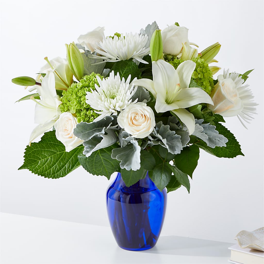 Snowy Dreams Bouquet – Greater Fayetteville Flower Shop, Springdale AR
