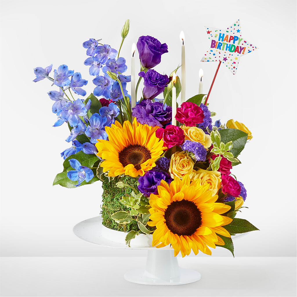 Star of the Day Floral Cake – Greater Fayetteville Flower Shop, Springdale AR