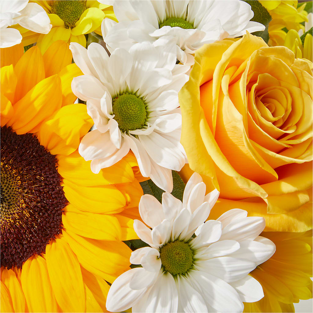Be Happy Bouquet –  Greater Fayetteville Flower Shop, Springdale AR