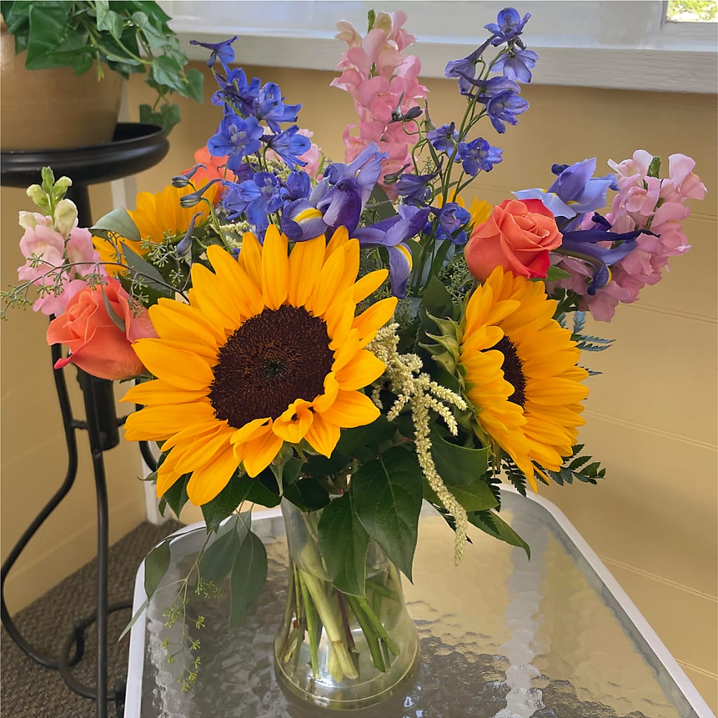 Rays of Life Bouquet –  Greater Fayetteville Flower Shop, Springdale AR