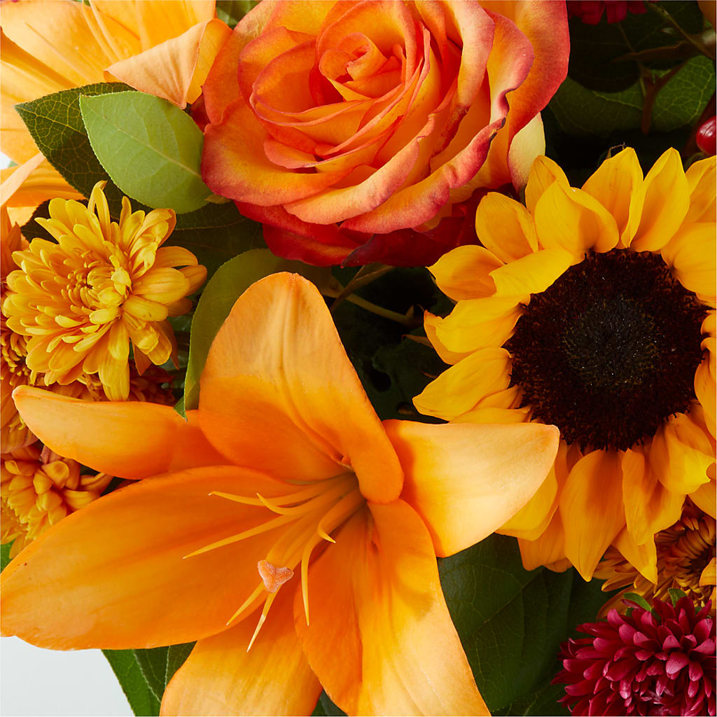 Grateful Centerpiece –  Greater Fayetteville Flower Shop, Springdale AR