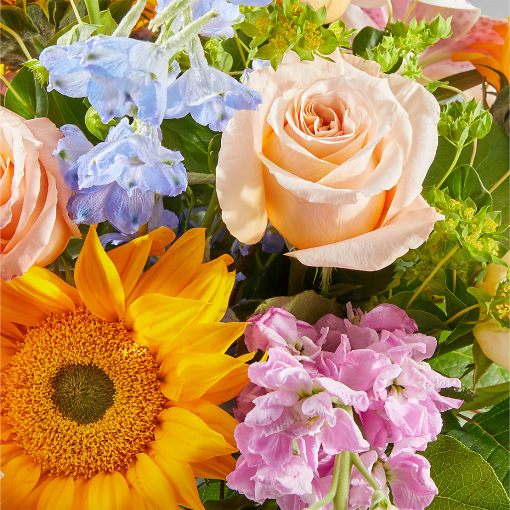 Dreamy Meadows Bouquet –  Greater Fayetteville Flower Shop, Springdale AR