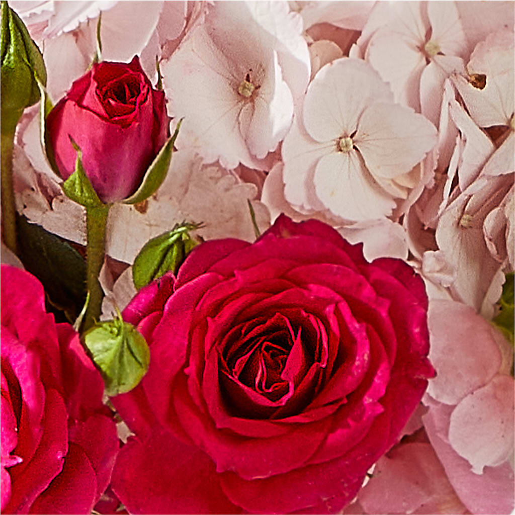 Glitz & Glam Bouquet –  Greater Fayetteville Flower Shop, Springdale AR